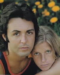 CLIPPING 2810 PAUL Mccartney Linda Ringo Starr George Harrison The Beatles  £5.16