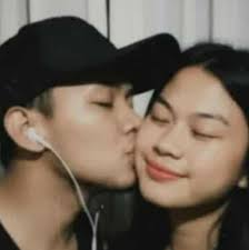 Isa palang Japanese ang nakabuntis kay Bea Borres. Kalat ngayon sa internet  ang mga larawan nito. Infairnes naman may itsura ang otoko. ©️📸contributed  photos #ShowbizChikadora #BeaBorres #PBBTheBigCollab