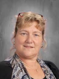 Jackie Quick's Instagram, Twitter & Facebook