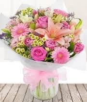 Politely mounding foliage and profuse flowers in the warm colors of summer make geum a great perennial to add to the spring garden. Flowers By Michell