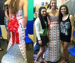 See more ideas about cards, playing cards, best deals. Dress Made Of Playing Cards Anything But Clothes Party Anything But Clothes Recycled Dress