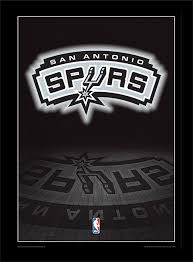 Pick out new spurs jerseys for stars like lamarcus aldridge and demar derozan , or create your own custom spurs apparel so you can feel like you're a part of the. Nba San Antonio Spurs Logo Ramovany Obraz Na Zed Posters Cz