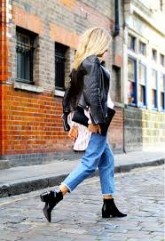 Able to change the unpredictable weather and constantly maintaining its smooth and shiny image, it's a shoe which can do no wrong. What To Wear With Chelsea Boots