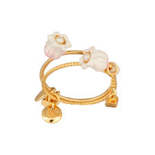 Collier Les Nereides Ouvre Son Jardin Fleuri Sur La Porte Bonheur La Petite Clochette Des Bois Vient Nous Annoncer La Paris Jewelry Thin Rings Beaded Jewelry