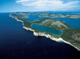 Kornati are the most indented archipelago in the mediterranean, and it is located in north dalmatia not far from šibenik. Np Kornati Sto Posjetiti Kongresplus Agencija Za Poslovni Turizam