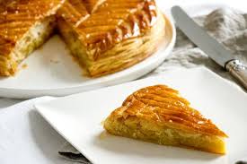 Galette Des Rois A La Frangipane Empreinte Sucree Galette Des Rois Frangipane Galette Des Rois Galette Des Rois Light