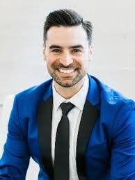 Chris Rossi's Instagram, Twitter & Facebook