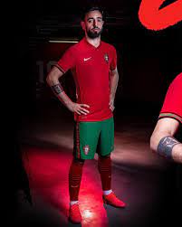 Uniforme desenhado da seleção de portugal, usado na copa do mundo fifa 2018, disputada na rússia. Curiosidades Europa Twitterren Nova Camisa Do Selecao Portuguesa