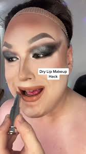 A little #drylip #makeuphack for you #drylips #lipstick #lipbalm #pri...
