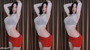 Gusdk2362 Teasing And Touching Her Pussy On Panty While Dancing 61614 | Hot  Sex Picture