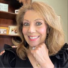 Tia Draper's Instagram, Twitter & Facebook