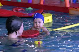 Wann ist der beste zeitpunkt für das babyschwimmen. Asthma Risiko Fur Allergiker Kinder Bundesamt Rat Vom Babyschwimmen Ab Stern De