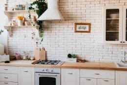 Kitchen renovation can be quite a costly task, and for those on a tight budget wanting to give their kitchen a whole new look, the prices can often seem pretty daunting or even impossible. How Much Does It Cost To Remodel A House N26 Europe
