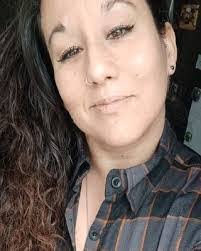 Catherine Kovach's Instagram, Twitter & Facebook