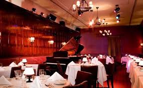 Algonquin Oak Room Nyc Ny Drift Into The Past At The Oak Room The Renowned Supper Club At The Algonquin Algonquin Hotel Algonquin Round Table Art Music