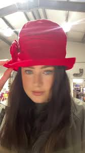 Sam Johnston (@samavajohnston)