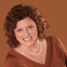 Carrie Soderstrom's Instagram, Twitter & Facebook