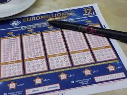 Menu résultat du vendredi 18 janvier résultat du mardi 15 janvier résultat du vendredi 11 janvier 50 derniers tirages vérifiez vos grilles combinaisons au hasard records des gains euromillions my million. Euromillions Quelle Cagnotte Est A Gagner Ce Vendredi 5 Tele Star