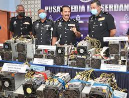 There's no restrictions or clubs or permissions that you need to get to start mining bitcoins in malaysia. Bitcoin Miners Allegedly Stole Rm90k Of Power Supply Each Month The Star