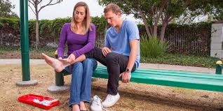 First aid is a way of preparing an individual to respond to emergency situations quickly. 5 Reasons Why Basic First Aid Knowledge Is Essential