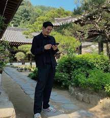 한예슬은 지난 22일 자신의 인스타그램에 이런 날씨라면 주말 데이트라는 글과 함께 사진을 게재했다. í•œì˜ˆìŠ¬ 10ì‚´ ì—°í•˜ ë¥˜ì„±ìž¬ì™€ ë‹¬ë‹¬í•œ ì£¼ë§ ë°ì´íŠ¸ Ten í…ì•„ì‹œì•„