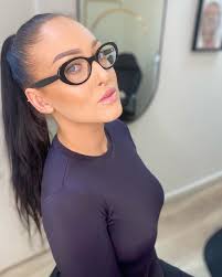 Phoebe Owens (@phoebeowens) • Instagram photos and videos