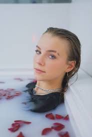 Master Social Media Marketing: Tips from Anna Shumate