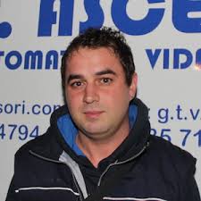 In ascensore immerse nell'acqua: così le abbiamo tratte in salvo"