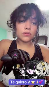 Cassandra Valtier Uzi