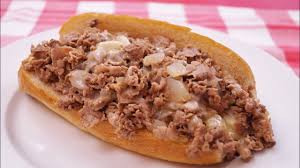 Brush steak slices with oil and season with salt and pepper. Cheese Steak Recipe How To Make Philly Cheesesteaks Diane Kometa Dishin With Di 102 Youtube