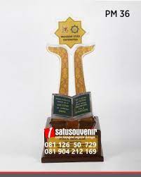 Check spelling or type a new query. Contoh Desain Piala Mtq Lengkap Dan Terbaru 1souvenir
