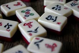 Juego de mahjong portátil, juego de mesa chino de 144 piezas. Jugar Al Mahjong