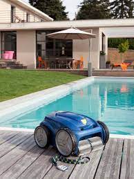 zodiac robot vortex 4 including remote control see more details http www relaxpools com service maintenance pool cleaning zodiac pool pool maintenance