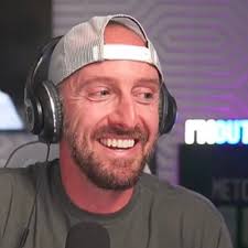 Brad Grenoble (@Coach_Grenoble)