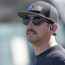 Pirates' Kevin Roach 'soaking up' globetrotting experience with Termarr  Johnson, family at tournament