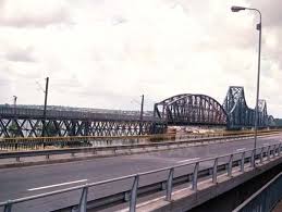 Cnadnr a pregătit două sisteme alternative de plată a taxei de pod de la feteşti, care vor fi active începând cu data de 1 mai 2015. Taxa De La Fetesti PlÄƒtitÄƒ Tot La Ghiseu In 40 Din Cazuri Formandu Se Cozi