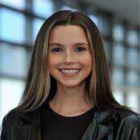 Michelle Axberg's Instagram, Twitter & Facebook