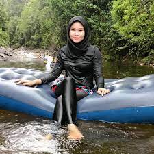 Happy Sangat Muka Tu Dapat Main Air Muslim Women Hijab Girls Outfits Tween Hijab Fashionista