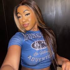 Vanessa Edwards (@_vanessaedwards)