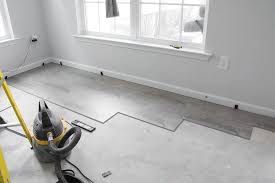 Smartcore flooring looks like wood, and there are various designs you can choose from depending on your cleaning is a simple task. 10 Of The Best Vinyl Plank Flooring Reviews From A Homeowner