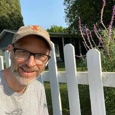 Dianne Merritt's Instagram, Twitter & Facebook