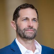 Maggie Garrett (@maggiefgarrett)