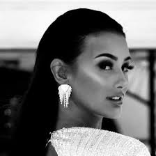 Breaking News: Meghan Markle drops unexpected and adorable cute photos of  her 2 years daughter Lilibet which has got everyone talking