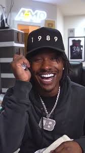 We send @Duke Dennis our unreleased beanie and this is his reaction.  Comment if we should release it? #prevailorperish #dukedennis  #dukedennisedit #dukedennisedit #amp #kaicenat #unboxing #reaction