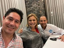 Luis Serrato Castell على X: "Gracias por la confianza en este gran reto en  #Chihuahua mi querida amiga Gobernadora @MaruCampos_G y mi presidente  @MarkoCortes Muy contento, muy feliz con la satisfacción del