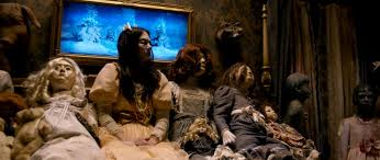 Io desidero condividi tu come guardare i bambini di cold rock full movie online gratis? La Casa Delle Bambole Ghostland Dal 6 Dicembre Al Cinema Il Nuovo Horror Di Pascal Laugier Senza Linea