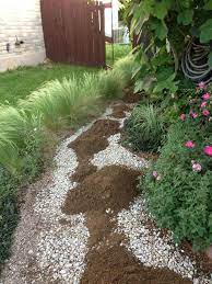 How To Build A Stable Pea Gravel Path Gravel Landscaping Backyard Landscaping Pea Gravel Garden