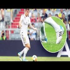 Normally, this wouldn't be particularly remarkable but in kroos' case, it is. Why Toni Kroos Has Worn The Same Boots For 6 Years Straight Troll Football