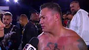 Vídeo: Elias Silvério finaliza Ernest Chavez pelos pesos-leves do TUF  Brasil 3 Final