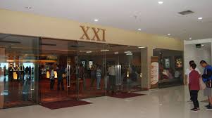 Bahkan, beberapa judul film barat terbaru pun bisa kamu temukan di situs ini lho! Daftar Lokasi Bioskop Xxi Di Seluruh Indonesia Tokopedia Blog